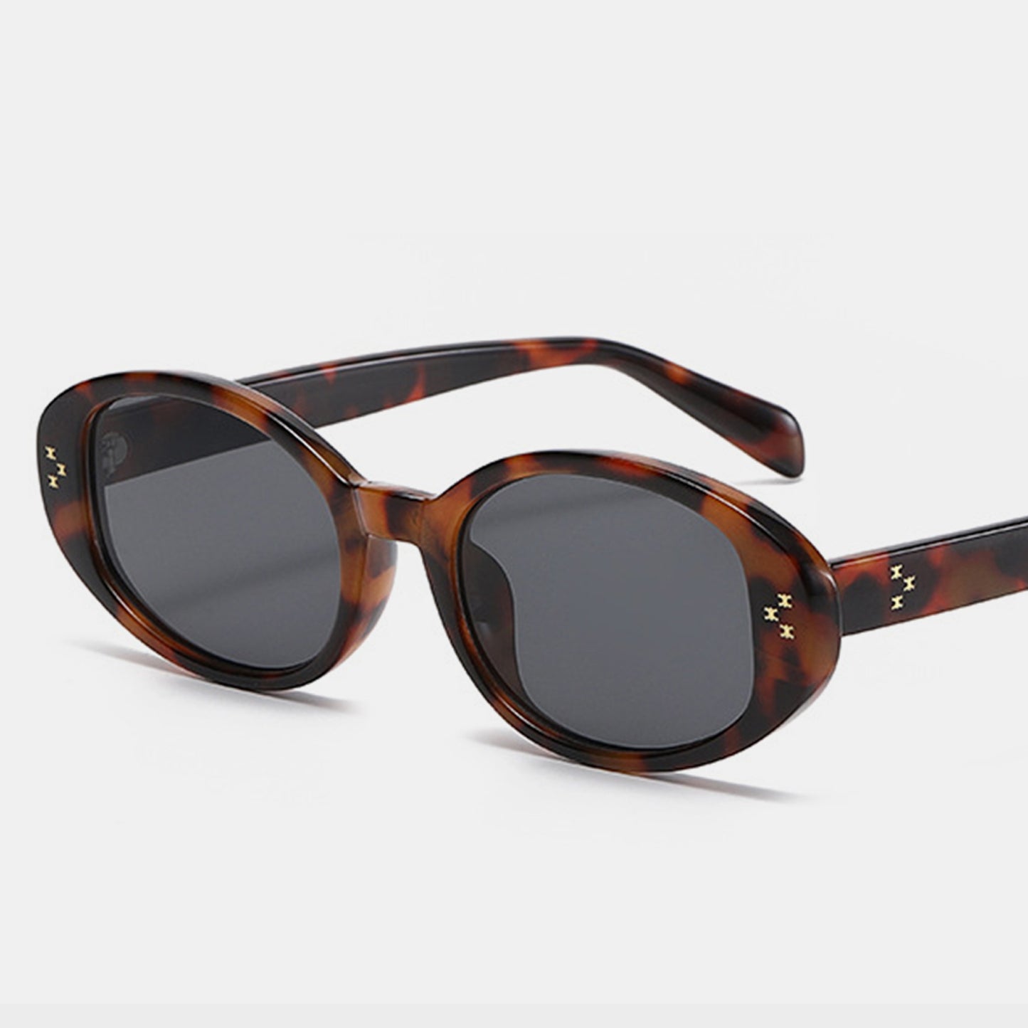 oval frame sunglasses